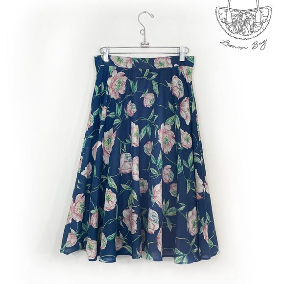 French Connection / Midi Pleated Skirt / Color Dark Blue Floral / Size XS - Picture 5 of 6
